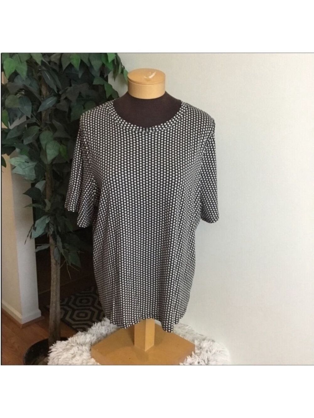 POPSUGAR XL Black White Star Print Short Sleeve Blouse New With Tags